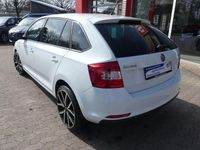 Gebraucht Skoda Rapid Ambition 105 PS (77 kW) 2015 Weiß Kleinwagen