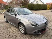 Gebraucht Alfa Romeo Giulietta 150 PS (110 kW) 2017 Grau Kleinwagen