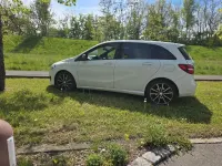 Gebraucht Mercedes B180 122 PS (89 kW) 2016 Weiß Van / Kleinbus