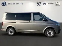 Gebraucht VW Caravelle 150 PS (110 kW) 2024 Mojave beige metallic Van