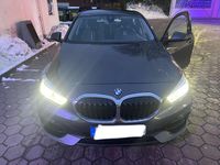 Gebraucht BMW 118 Sport Line 140 PS (102 kW) 2020 Grau Kleinwagen