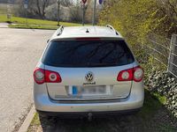 Gebraucht VW Passat 140 PS (102 kW) 2005 Silber Kombi