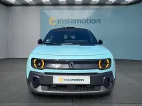 Neu Renault 4 E-Tech 110 kW (150 PS) 2026 Grün SUV