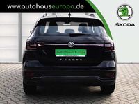 gebraucht VW T-Cross - 1.0 TSI DSG R-LINE Navi KlimaA PDC SpurW SpurH