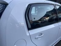 Gebraucht VW up! Move 60 PS (44 kW) 2019 Candy weiss Kleinwagen