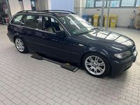 Gebraucht BMW 330 Performance 231 PS (169 kW) 2005 Blau Kombi