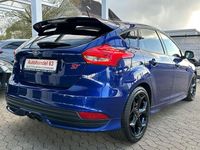 Gebraucht Ford Focus Sport 250 PS (183 kW) 2016 Blau Limousine
