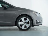 Usado Seat Leon ST FR 125 HP (91 kW) 2015 Cinzento Carrinha