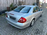 Gebraucht Mercedes E220 Avantgarde 150 PS (110 kW) 2005 Silber Limousine
