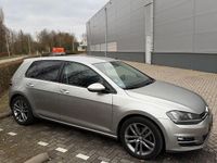 Gebraucht VW Golf VII Highline 150 PS (110 kW) 2015 Grau Limousine