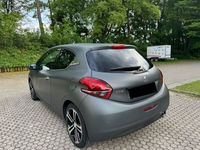 gebraucht Peugeot 208 1.2 Allure GT-Line *32.600km* *MATT LACK*