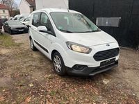 Gebraucht Ford Transit Trend 101 PS (74 kW) 2019 Frostweiß Kombi