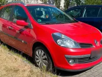 Gebraucht Renault Clio 85 PS (62 kW) 2009 Rot Limousine