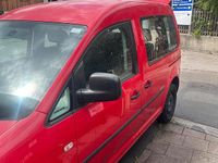 Gebraucht VW Caddy 104 PS (76 kW) 2010 Rot Van / Kleinbus