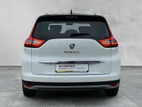 Gebraucht Renault Grand Scénic IV Techno 140 PS (102 kW) 2022 Perlmuttweiß / schwarz Van / Kleinbus