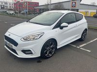 Gebraucht Ford Fiesta ST-Line 101 PS (74 kW) 2018 Weiß Kleinwagen