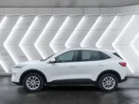 Gebraucht Ford Kuga Titanium 224 PS (164 kW) 2022 Weiss SUV
