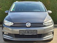 Gebraucht VW Touran Highline 150 PS (110 kW) 2017 Grau Van / Kleinbus