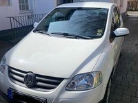 Gebraucht VW Fox 54 PS (39 kW) 2008 Weiß Kleinwagen