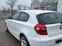 Gebraucht BMW 116 122 PS (89 kW) 2007 Weiß Kleinwagen