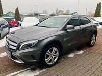 Gebraucht Mercedes GLA200 136 PS (100 kW) 2016 Grau SUV