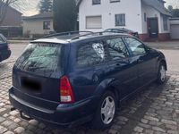 Gebraucht Ford Focus Zetec 100 PS (73 kW) 2003 Blau Kombi
