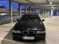 Gebraucht BMW 525 192 PS (141 kW) 2001 Schwarz Kombi