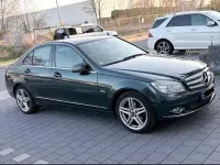Gebraucht Mercedes C200 Avantgarde 136 PS (100 kW) 2009 Grün Limousine