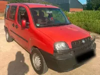Gebraucht Fiat Doblò 65 PS (47 kW) 2001 Rot Van / Kleinbus