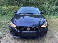 Gebraucht Fiat Tipo Pop 95 PS (69 kW) 2017 Blau Limousine