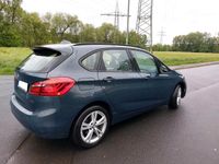 Gebraucht BMW 218 Active Tourer 150 PS (110 kW) 2016 Grau Van / Kleinbus