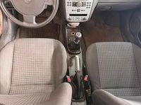 Gebraucht Opel Corsa 80 PS (58 kW) 2005 Silber Kleinwagen