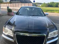 Second-hand Chrysler 300C 367 CP (269 kW) 2013 Negru Berlinǎ