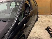 Second-hand Opel Meriva 101 CP (74 kW) 2003 Negru Monovolum