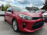 Gebraucht Kia Rio 99 PS (72 kW) 2018 Rot Limousine