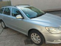 gebraucht Skoda Octavia OctaviaCombi 1.6 Ambiente