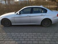 gebraucht BMW 318 i - Originalzustand, Vollleder, Xenon, PDC