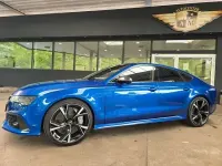 Używany Audi RS7 Performance 605 KM (444 kW) 2016 Niebieski Hatchback