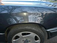 Gebraucht Mercedes 230 131 PS (96 kW) 1992 Schwarz Kombi