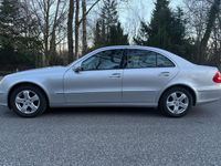 Gebraucht Mercedes E200 163 PS (119 kW) 2004 Silber Limousine