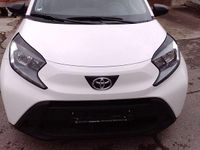 Gebraucht Toyota Aygo 72 PS (52 kW) 2023 Weiß Kleinwagen