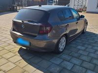 Gebraucht BMW 116 116 PS (85 kW) 2006 Schwarz Kleinwagen