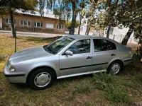 Gebraucht Skoda Octavia 101 PS (74 kW) 2000 Silber Limousine