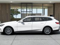 Neu BMW 540 303 PS (222 kW) 2025 Alpinweiss uni Kombi