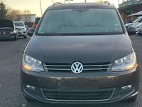 Gebraucht VW Sharan Comfortline 140 PS (102 kW) 2014 Braun Van / Kleinbus
