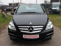 Gebraucht Mercedes B160 95 PS (69 kW) 2010 Kosmosschwarz  metalliclack Van / Kleinbus