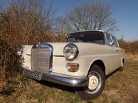 Gebraucht Mercedes 200 54 PS (39 kW) 1967 Weiß Limousine