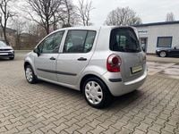 Gebraucht Renault Modus 75 PS (55 kW) 2006 Silber Van / Kleinbus