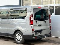 Gebraucht Renault Trafic 145 PS (106 kW) 2017 Grau Van / Kleinbus