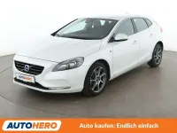 Gebraucht Volvo V40 Ocean Race 190 PS (139 kW) 2016 Weiß Limousine